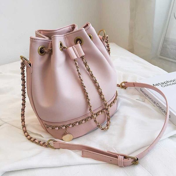 shoulder bags women 2019 pu leather fashion chain bucket bolsa feminina luxury handbags designer bolsos mujer 221024
shoulder bags women 2019 pu leather fashion chain bucket bolsa feminina luxury handbags designer bolsos mujer 221024