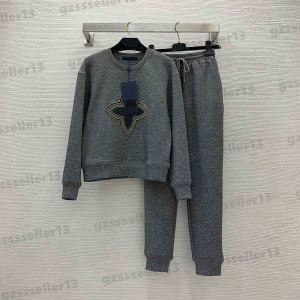 two piece sets women tracksuits jogging suit luxury designer embroidered beaded round neck pullover sweatshirtsand and sweatpants suit size, Gray
two piece sets women tracksuits jogging suit luxury designer embroidered beaded round neck pullover sweatshirtsand and sweatpants suit size, Gray