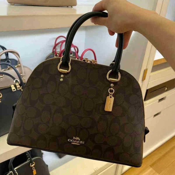 luxuries designers women coch bag cochs crossbody handbag shoulder totes bags cc designer handbags tote purses wallet unpd
luxuries designers women coch bag cochs crossbody handbag shoulder totes bags cc designer handbags tote purses wallet unpd