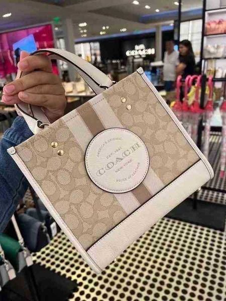 designer luxury women bag coch handbag fashion inclined shoulder bags cc versatile purses cochs totes large capacity saddle coal wallet 7a q
designer luxury women bag coch handbag fashion inclined shoulder bags cc versatile purses cochs totes large capacity saddle coal wallet 7a q