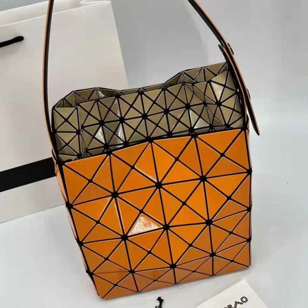 designer bag selling fashion men's and women's bags japan issey geometric diamond lattice hollow series pvc shoulder folding bag i
designer bag selling fashion men's and women's bags japan issey geometric diamond lattice hollow series pvc shoulder folding bag i