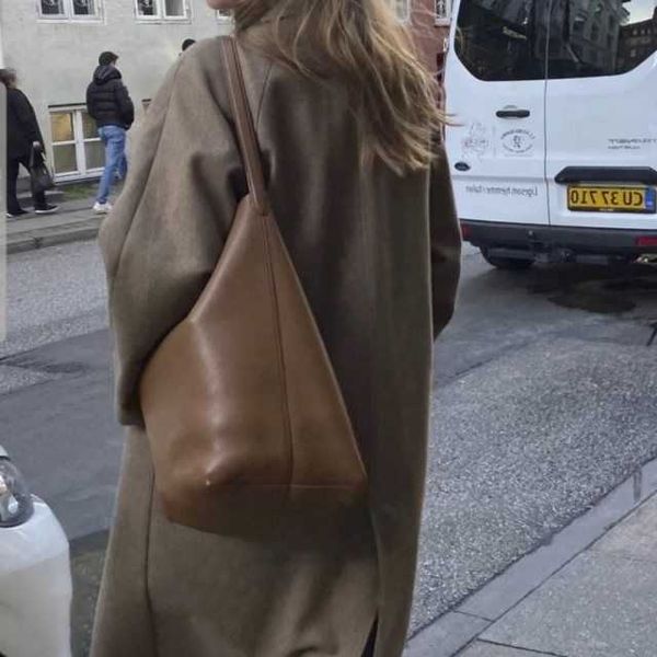 designer bags leather commuter tote advanced sense one shoulder bucket classic tote the row vhb8
designer bags leather commuter tote advanced sense one shoulder bucket classic tote the row vhb8