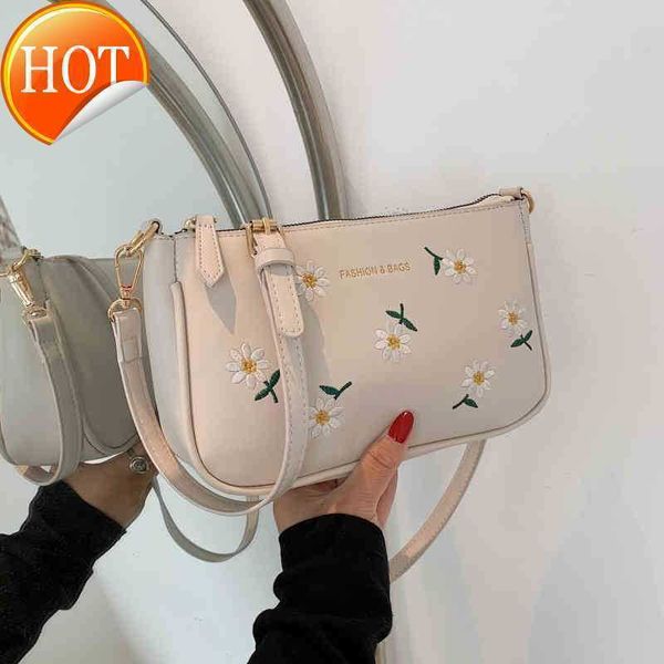 designer luxury women bag coch handbag fashion inclined shoulder bags cc versatile purses cochs totes large capacity saddle coal wallet 7a q
designer luxury women bag coch handbag fashion inclined shoulder bags cc versatile purses cochs totes large capacity saddle coal wallet 7a q
