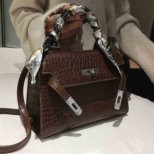 bags crocodile pattern women's bag new sling one shoulder messenger portable buckle silk scarf purse
bags crocodile pattern women's bag new sling one shoulder messenger portable buckle silk scarf purse
