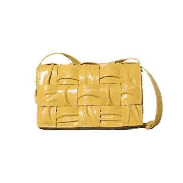 venetas cowhide bag 2023 fashion designer bags bottegass cassettes pillow casual women's winter pleated one shoulder crossbody small ap
venetas cowhide bag 2023 fashion designer bags bottegass cassettes pillow casual women's winter pleated one shoulder crossbody small ap