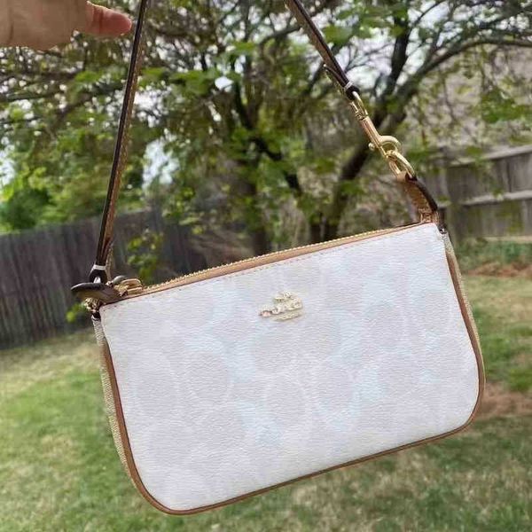 designer luxury women bag coch handbag fashion inclined shoulder bags versatile purses cochs totes large capacity saddle coal wallet 7al2xn
designer luxury women bag coch handbag fashion inclined shoulder bags versatile purses cochs totes large capacity saddle coal wallet 7al2xn