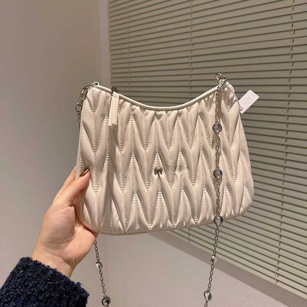 luxury rhinestones chain bag designer purse wallet handbags women messenger bags fashion pleating shoulder bag texture leather 221123
luxury rhinestones chain bag designer purse wallet handbags women messenger bags fashion pleating shoulder bag texture leather 221123