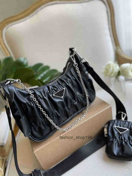 designer bags handbag women luxury nylon bags with letters canvas hobo shoulder bag lady tote chains genuine leather messenger bagss 3 piece
designer bags handbag women luxury nylon bags with letters canvas hobo shoulder bag lady tote chains genuine leather messenger bagss 3 piece