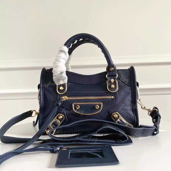 evening bag city bag luxury designer bags tote women fashion quality handbag shoulder cross body large capacity metal buckle f 2023
evening bag city bag luxury designer bags tote women fashion quality handbag shoulder cross body large capacity metal buckle f 2023