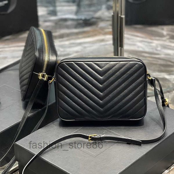 solid color designer leather camera bag ladies new tassel pendant fashion one shoulder messen swic pa76
solid color designer leather camera bag ladies new tassel pendant fashion one shoulder messen swic pa76