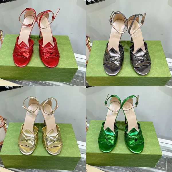 2022 designer luxury catwalk high heels sandals g famlys fashion womens leather pure color casual shoes ladys crystal clear heels hollow ope, Black
2022 designer luxury catwalk high heels sandals g famlys fashion womens leather pure color casual shoes ladys crystal clear heels hollow ope, Black
