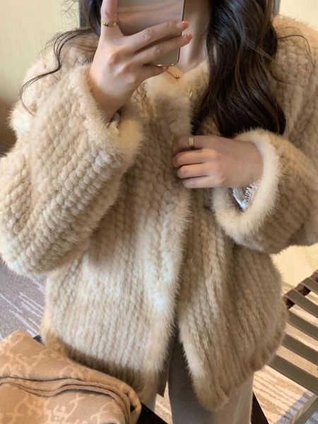 women's wool blends zhang shy copenhagen mink/knitted mink short coat fur others. ordinary, Black
women's wool blends zhang shy copenhagen mink/knitted mink short coat fur others. ordinary, Black