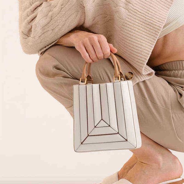designer luxury marc tote bag leather capacity versatile women mini medium small bags marcjacobs handbags multicolour fashion shoulder purse
designer luxury marc tote bag leather capacity versatile women mini medium small bags marcjacobs handbags multicolour fashion shoulder purse