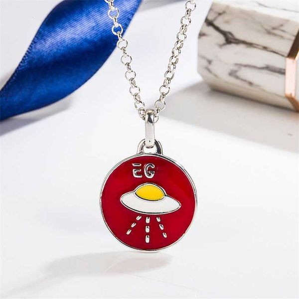 2023 jewelry sterling silver round brand sun pattern necklace red enamel gel drop series punk hip hop pendant
2023 jewelry sterling silver round brand sun pattern necklace red enamel gel drop series punk hip hop pendant
