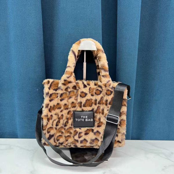 marcjacobs designer luxury women bag handbag marcs inclined mj shoulder bags jacobss purses totes large capacity saddle wallet 5a mini handb
marcjacobs designer luxury women bag handbag marcs inclined mj shoulder bags jacobss purses totes large capacity saddle wallet 5a mini handb