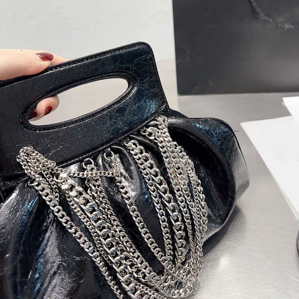 luxury chain tassel bags designer tote bag design handbag fashion black shopping bag vintage shoulder leather totes purse 221123
luxury chain tassel bags designer tote bag design handbag fashion black shopping bag vintage shoulder leather totes purse 221123