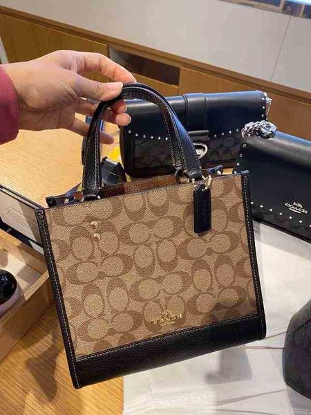 luxuries designers women coch bag cochs crossbody handbag shoulder totes bags cc designer handbags tote purses wallet cwjr
luxuries designers women coch bag cochs crossbody handbag shoulder totes bags cc designer handbags tote purses wallet cwjr