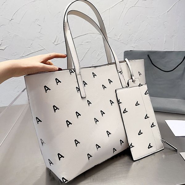 36cm tote shopping bag large capacity pocket genuine leather zip pouch fashion letters magnetic clasp women shoulder bags 5a quality
36cm tote shopping bag large capacity pocket genuine leather zip pouch fashion letters magnetic clasp women shoulder bags 5a quality