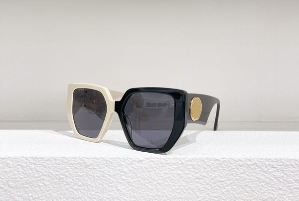 sunglasses for women style 0956s anti-ultraviolet retro plate square full frame fashion eyeglasses random box, White;black
sunglasses for women style 0956s anti-ultraviolet retro plate square full frame fashion eyeglasses random box, White;black