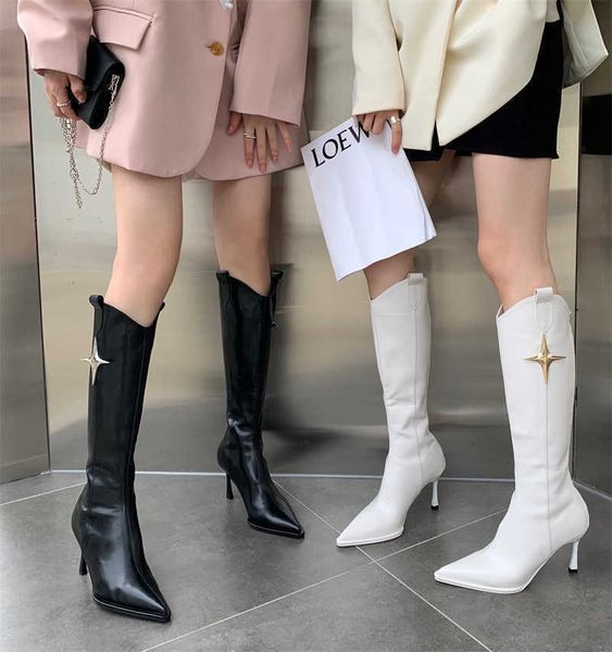 fashion boots 2022 autumn new long pointed thin heel metal cross high knee length knight 220923, Black
fashion boots 2022 autumn new long pointed thin heel metal cross high knee length knight 220923, Black