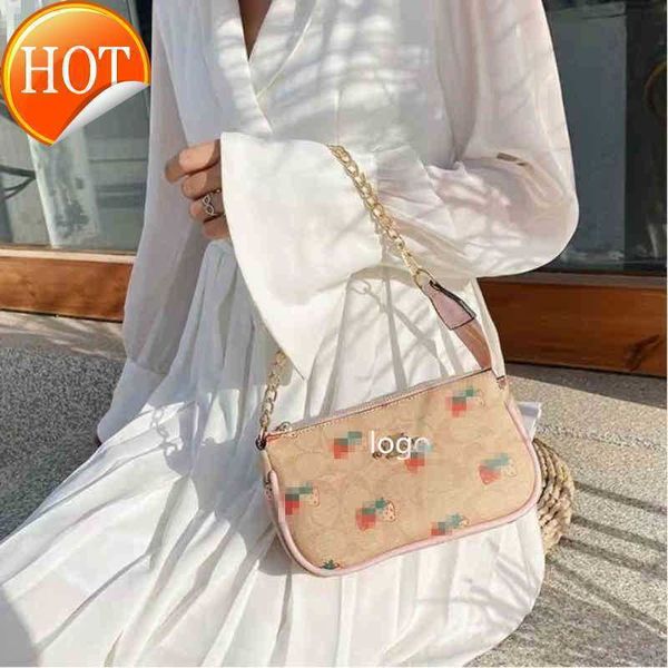 designer luxury women bag coch handbag fashion inclined shoulder bags cc versatile purses cochs totes large capacity saddle coal wallet 7a q
designer luxury women bag coch handbag fashion inclined shoulder bags cc versatile purses cochs totes large capacity saddle coal wallet 7a q