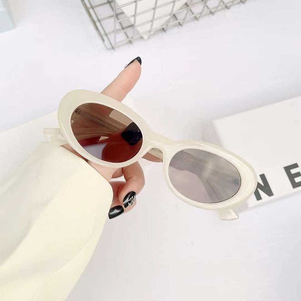 sunglasses korean jennie of the same style women's net red cat's eye street pgraphy travel refined fashion sunglasses, White;black
sunglasses korean jennie of the same style women's net red cat's eye street pgraphy travel refined fashion sunglasses, White;black