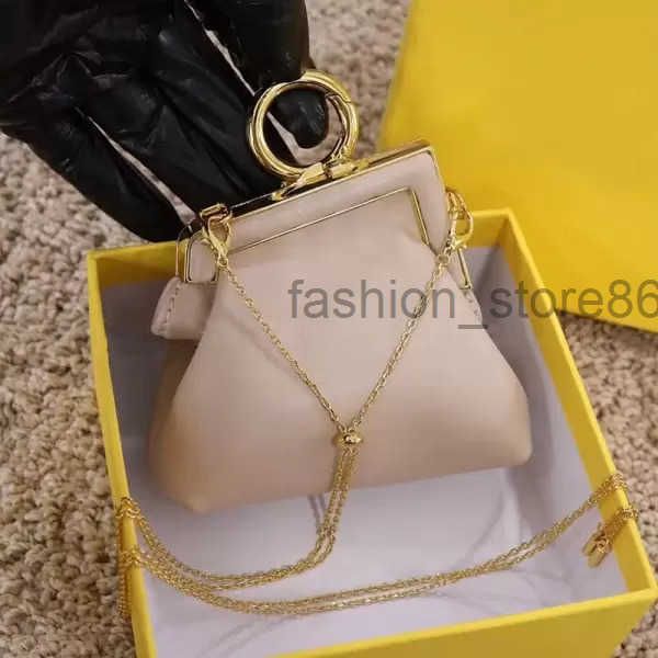 women genuine leather mini metal ring evening bags handbags lady luxury designer lipstick coin purse chain crossbody shoulder bag clutch qbw
women genuine leather mini metal ring evening bags handbags lady luxury designer lipstick coin purse chain crossbody shoulder bag clutch qbw