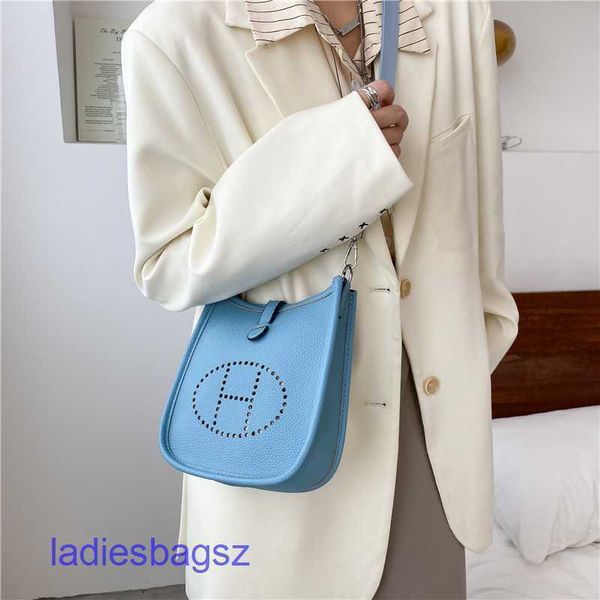 2022ss herme evlins shoulder bags online store foreign style small bag female 2022 new h letter hollow envelope fashionable korean kbpy
2022ss herme evlins shoulder bags online store foreign style small bag female 2022 new h letter hollow envelope fashionable korean kbpy