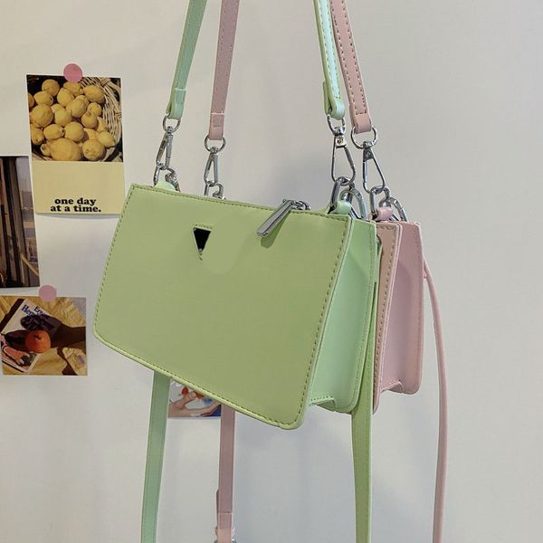 women crossbody bag pu leather fashion one shoulder messenger bag female luxury chain purse and handbag
women crossbody bag pu leather fashion one shoulder messenger bag female luxury chain purse and handbag
