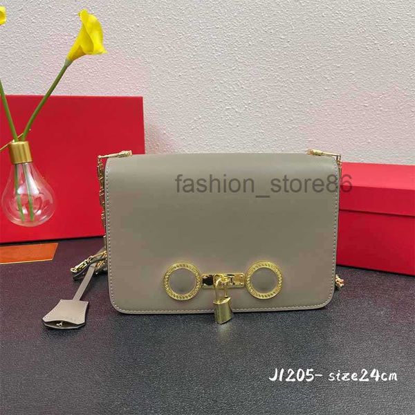 women's shoulder bags calfskin luxury designer bag medusa lock hardware messenger bags chain wallets suitable for all occasions handbag
women's shoulder bags calfskin luxury designer bag medusa lock hardware messenger bags chain wallets suitable for all occasions handbag