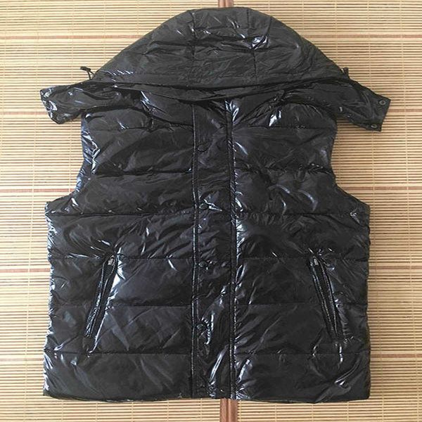 new designer men and women winter down vest classic feather weskit jackets men's vests casual vests coat, Black;white
new designer men and women winter down vest classic feather weskit jackets men's vests casual vests coat, Black;white