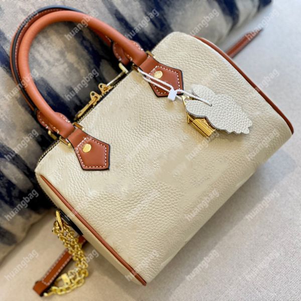 mini soft shoulder bags women totes bag luxury designer crossbody pochette fashion handbags classic nano pochette lady embossed cross body h
mini soft shoulder bags women totes bag luxury designer crossbody pochette fashion handbags classic nano pochette lady embossed cross body h