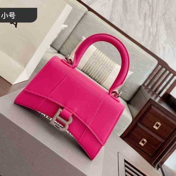 designer luxury womens bag balencigas handbag b-shaped paris single shoulder messenger fashion square gift shoulder oblique span versatile h
designer luxury womens bag balencigas handbag b-shaped paris single shoulder messenger fashion square gift shoulder oblique span versatile h