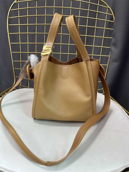 women's luxury designer handbag shoulder bags crossbody bag tote fashion floor coyote bag fashion versatile portable large capacity buc
women's luxury designer handbag shoulder bags crossbody bag tote fashion floor coyote bag fashion versatile portable large capacity buc