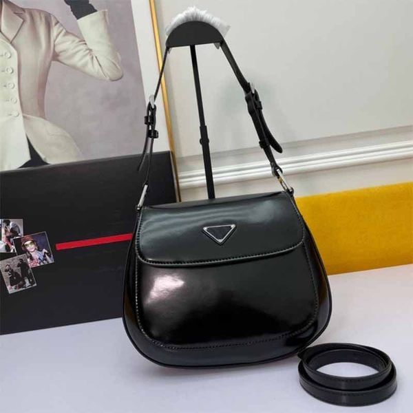2022 classic tote designer bags lady's luxury handbag axillary bag exquisite smooth leather handbags shoulder bag restoring woman lette, Black;red
2022 classic tote designer bags lady's luxury handbag axillary bag exquisite smooth leather handbags shoulder bag restoring woman lette, Black;red