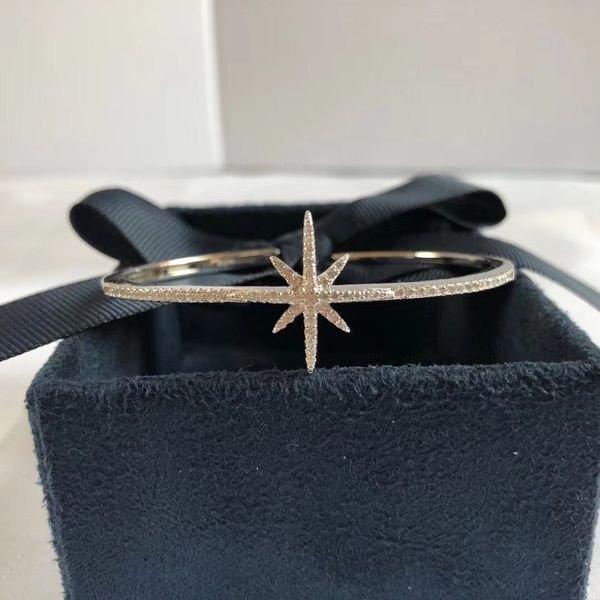 luxury designer charm bracelets sterling silver full crystal star meteorites charm bracelet cuff bangle for women wedding jewelry brides par, Golden;silver
luxury designer charm bracelets sterling silver full crystal star meteorites charm bracelet cuff bangle for women wedding jewelry brides par, Golden;silver