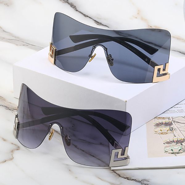 luxury brand polarized designer women sunglasses eyewear glasses anti-ultraviolet personality rimless sun glasses, White;black
luxury brand polarized designer women sunglasses eyewear glasses anti-ultraviolet personality rimless sun glasses, White;black