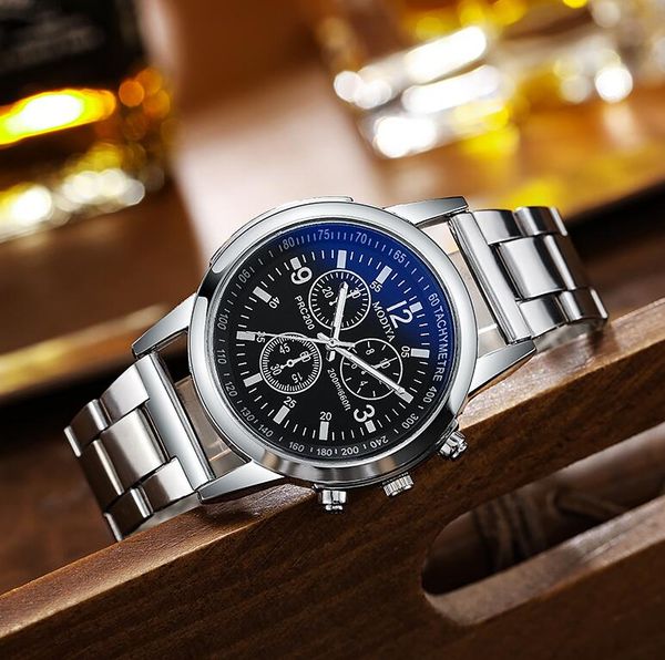 business men quartz watches three eyes dial decoration designing watch leisure alloy metals strap for gifts, Slivery;brown
business men quartz watches three eyes dial decoration designing watch leisure alloy metals strap for gifts, Slivery;brown