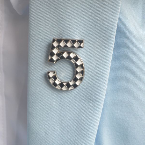 luxury women men designer brand letters brooches 18k gold inlay crystal rhinestone jewelry brooch charm pearl pins christmas party gift acce, Gray
luxury women men designer brand letters brooches 18k gold inlay crystal rhinestone jewelry brooch charm pearl pins christmas party gift acce, Gray