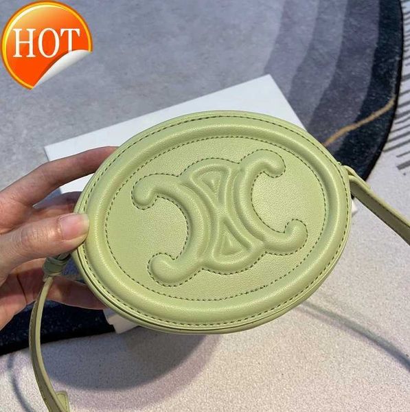 women's designer bag advanced 2023 new one shoulder cross body pig nose small round triumphal arch camera mni moon cake factory direct
women's designer bag advanced 2023 new one shoulder cross body pig nose small round triumphal arch camera mni moon cake factory direct