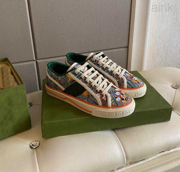 2022 luxury designer tennis 1977 sneakers canvas shoes washed distressed denim ladies ace rubber sole embroidered vintage casual sneakers, Black
2022 luxury designer tennis 1977 sneakers canvas shoes washed distressed denim ladies ace rubber sole embroidered vintage casual sneakers, Black