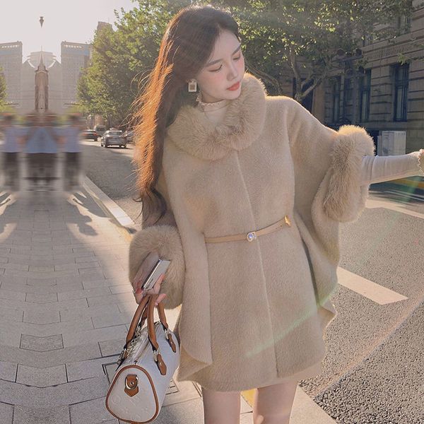 women' blends cloak autumn and winter shawl french cloth large fur collar waist woolen coat 221123, Black
women' blends cloak autumn and winter shawl french cloth large fur collar waist woolen coat 221123, Black
