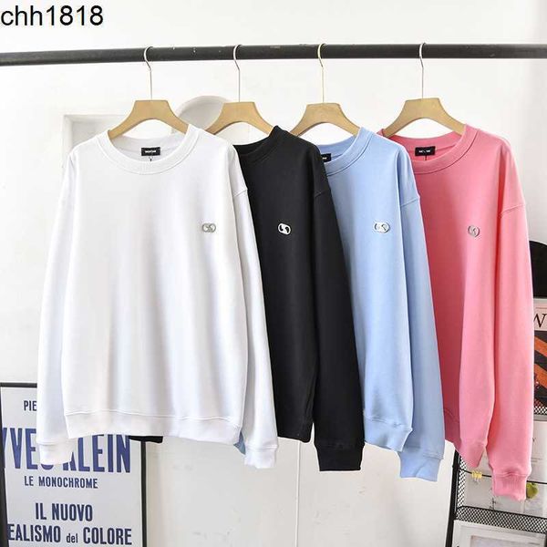 we11done beny embossed sweater female alphabet fashion brand high street couple welldone long sleeve round neck coat, Black
we11done beny embossed sweater female alphabet fashion brand high street couple welldone long sleeve round neck coat, Black