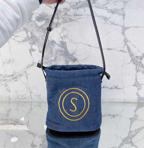embroidery printing canvas bucket bag designer womens shopping bags large capacity drawstring handbag fashion luxurys women single-shoulder
embroidery printing canvas bucket bag designer womens shopping bags large capacity drawstring handbag fashion luxurys women single-shoulder
