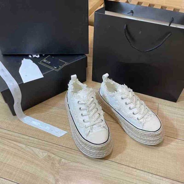 small fragrant wind canvas women's 2022 summer new straw fisherman thick bottom c beggar casual sports shoes, Black
small fragrant wind canvas women's 2022 summer new straw fisherman thick bottom c beggar casual sports shoes, Black
