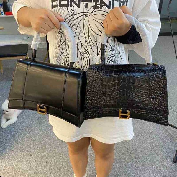 balencaigass designer handbags fixed leather sister's women's high sense star's same fashion b home hourglassb bag yo2x
balencaigass designer handbags fixed leather sister's women's high sense star's same fashion b home hourglassb bag yo2x