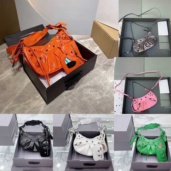 b bag lady le cagole motorcycle shoulder bags rivet leather fashion with chain half crescent crossbody clutch wallet purse luxury designers
b bag lady le cagole motorcycle shoulder bags rivet leather fashion with chain half crescent crossbody clutch wallet purse luxury designers