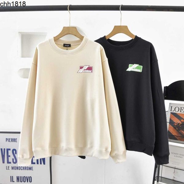 2023 winter new welldone four bullet screen plush men's and women's sweater casual loose long sleeve round neck sweater, Black
2023 winter new welldone four bullet screen plush men's and women's sweater casual loose long sleeve round neck sweater, Black