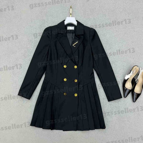 designer trench coat women saint blazer dress fashion brand pleated hem double-breasted embellishment with brooch trench jacket 0912, Tan;black
designer trench coat women saint blazer dress fashion brand pleated hem double-breasted embellishment with brooch trench jacket 0912, Tan;black