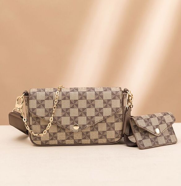 luxurys three piece set shoulder bag womens bags crossbody purse messenger bags handbags designers pu leather handbag girls wallets
luxurys three piece set shoulder bag womens bags crossbody purse messenger bags handbags designers pu leather handbag girls wallets